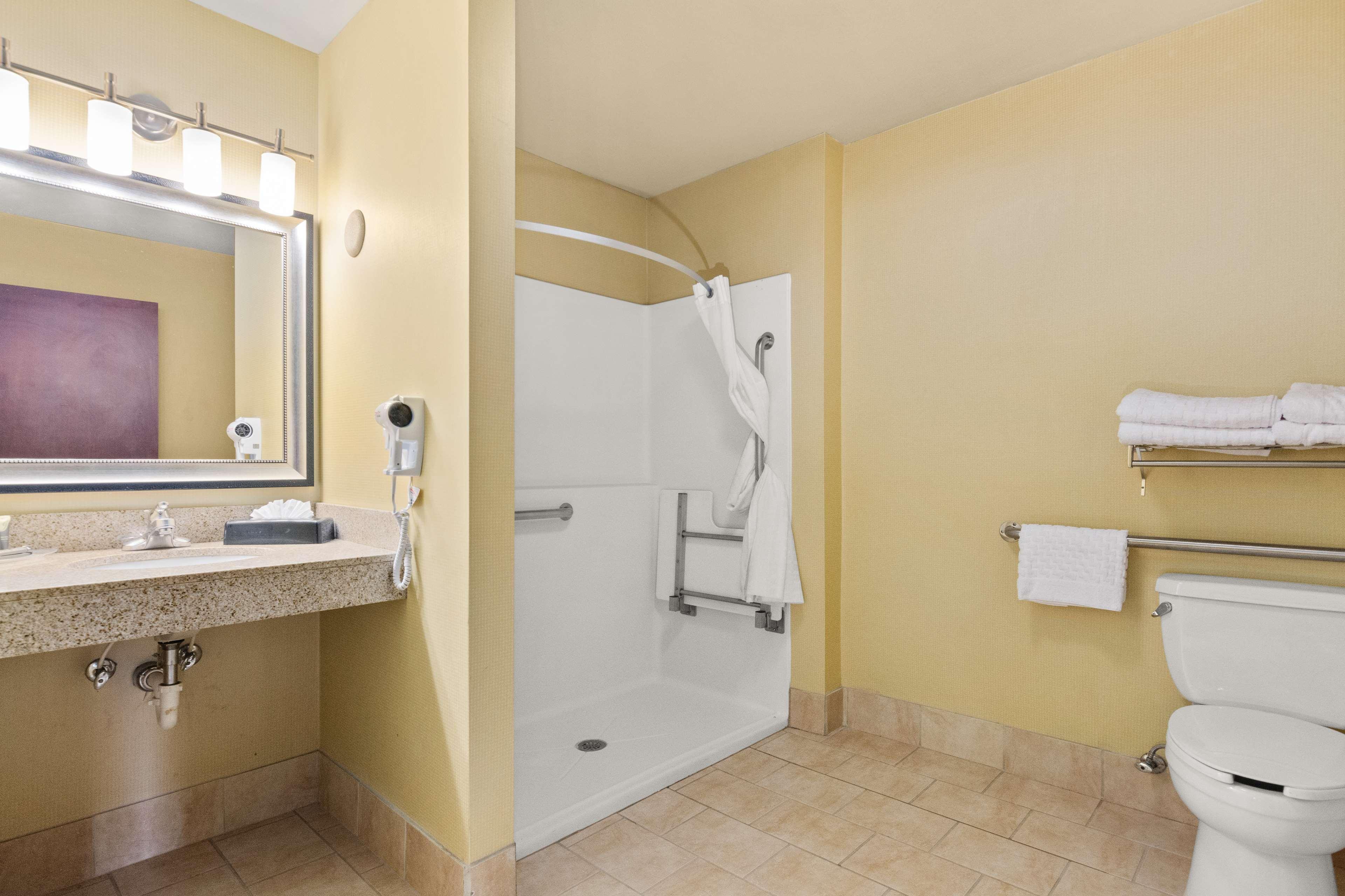 Surestay Plus Hotel By Best Western Portland Route 52 West Luaran gambar